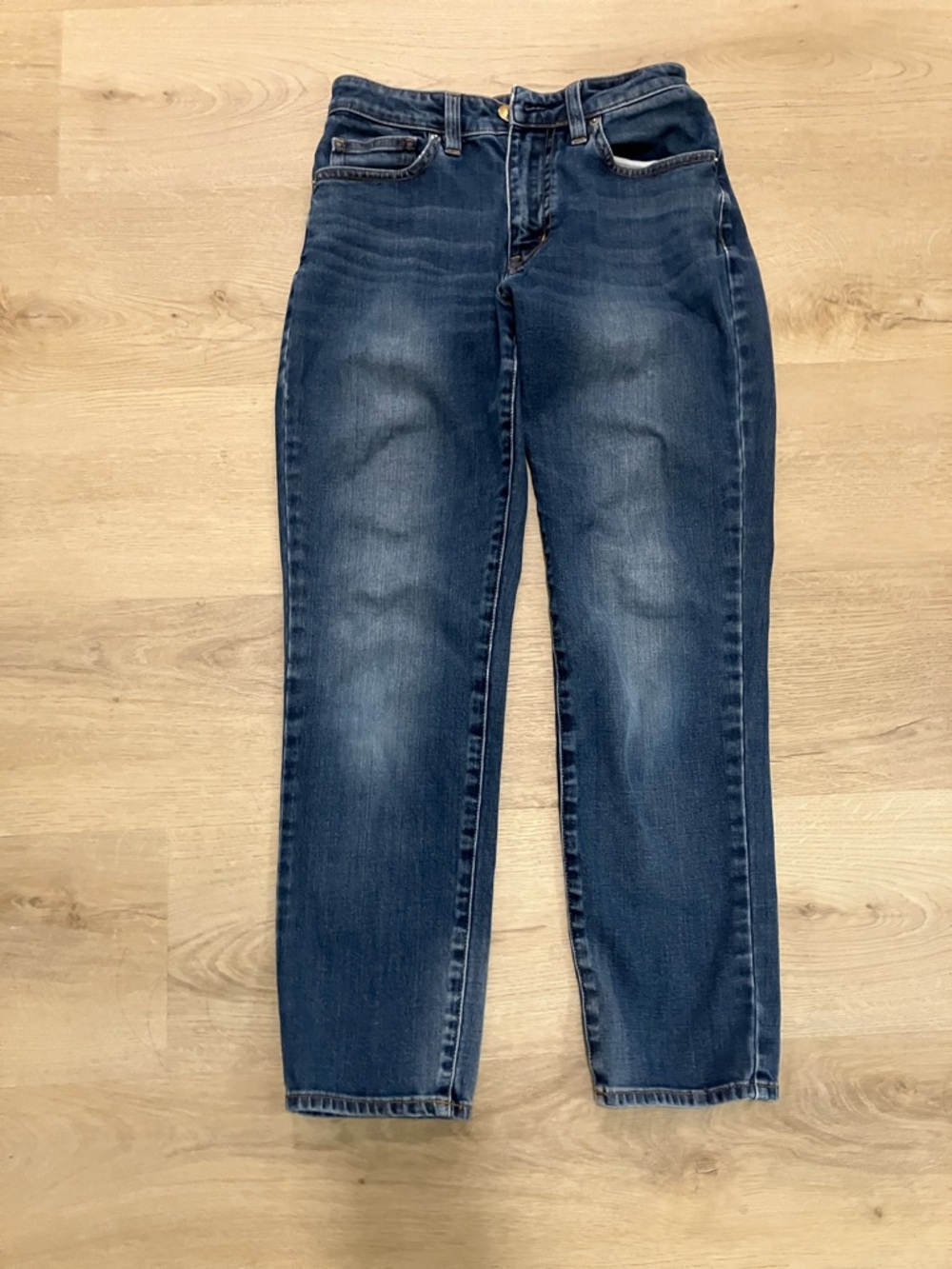 Muji Straight-Leg Women's Jeans in Dark Blue Wash
